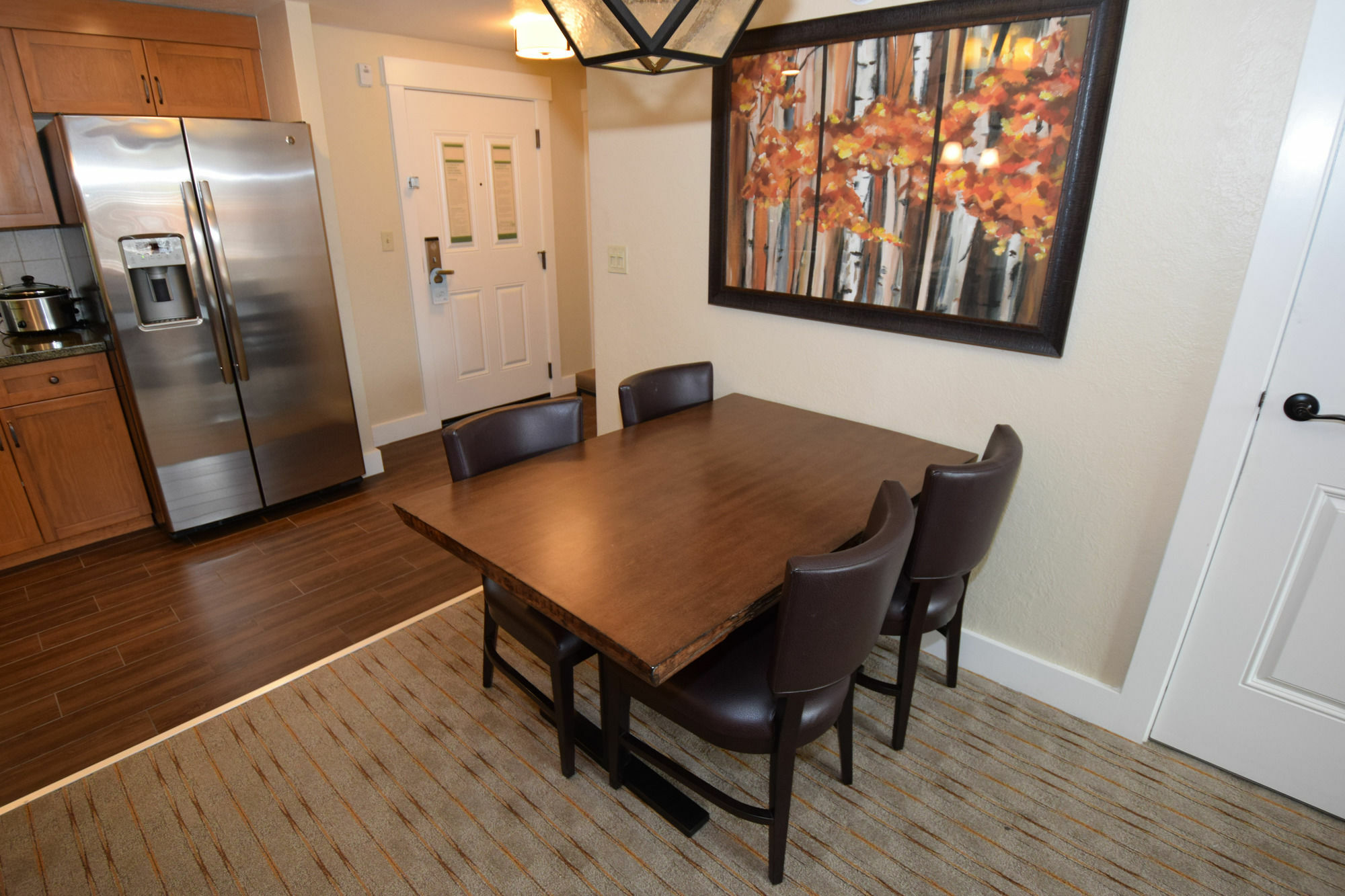 סטייטליין Heavenly Village Condos מראה חיצוני תמונה